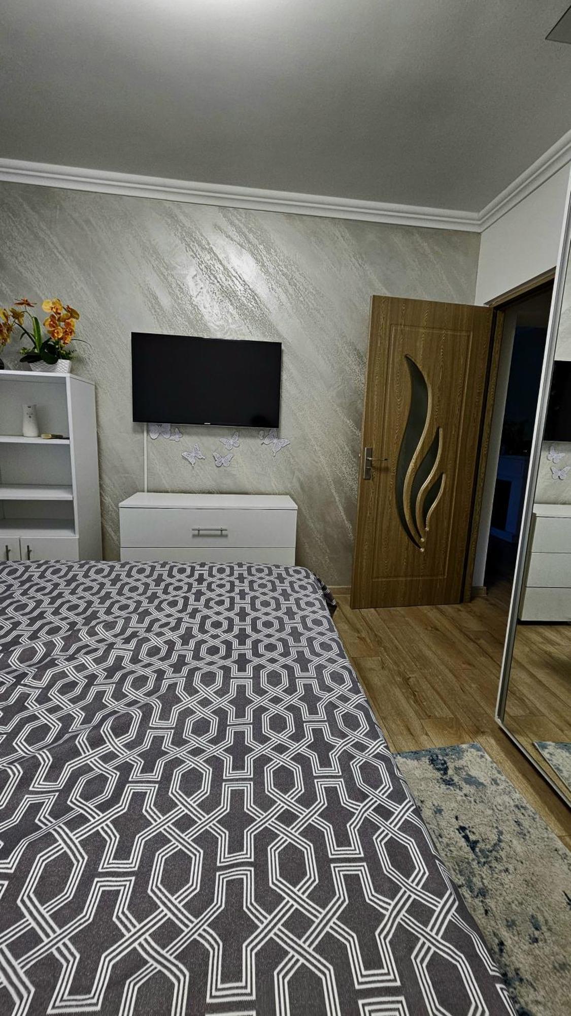 Rose Residence Buzău Buitenkant foto